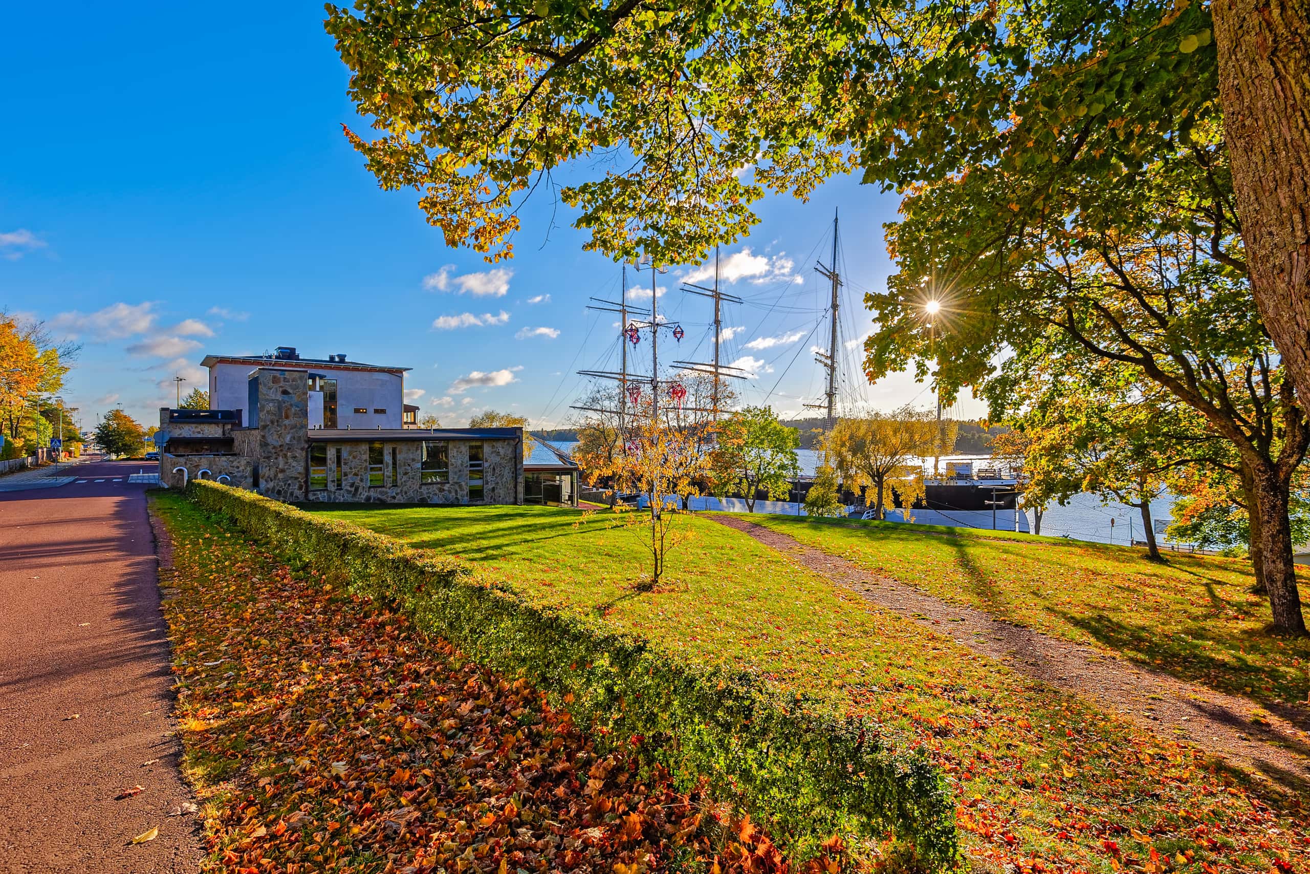 Cheap flights from Helsinki to Mariehamn from £73