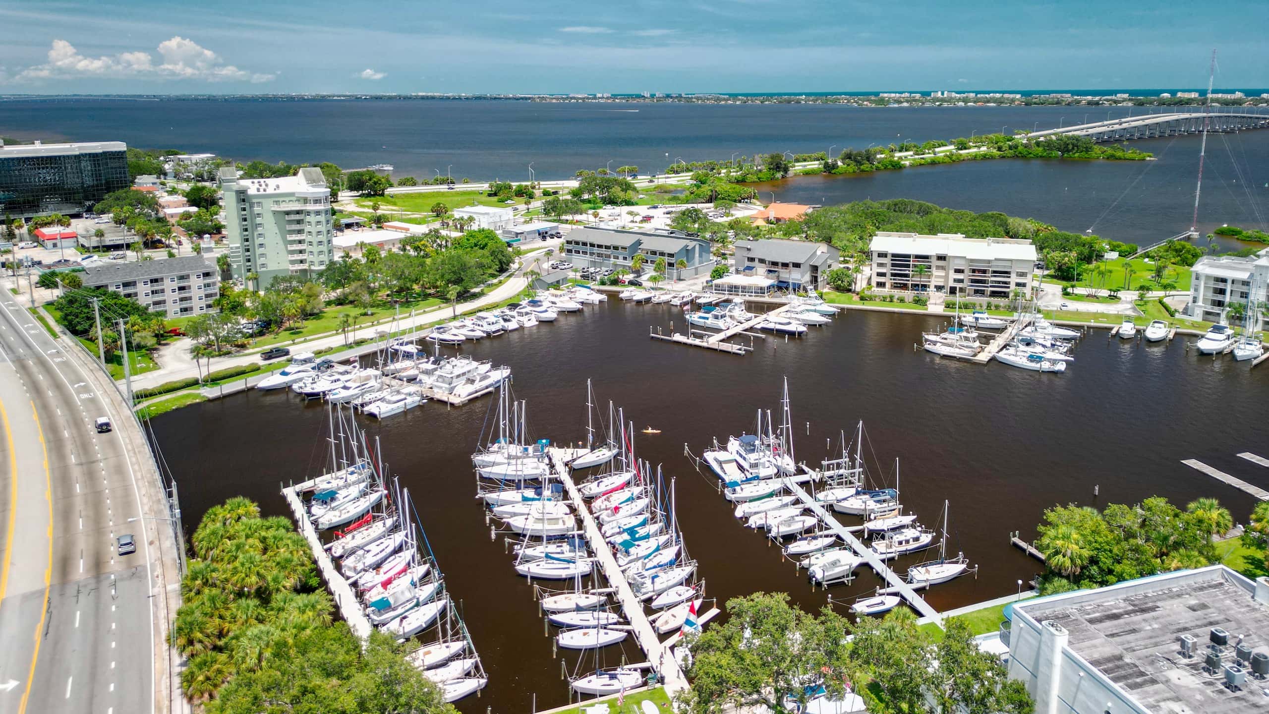 Cheap flights from Manila to Melbourne from £531