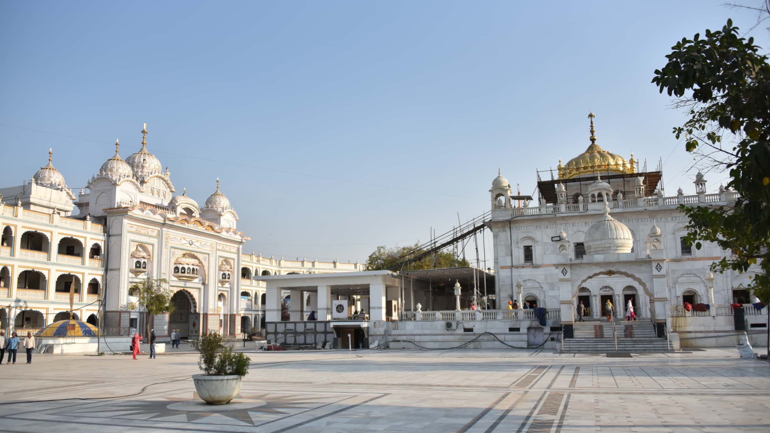 Cheap flights from New Delhi to Nanded from £142
