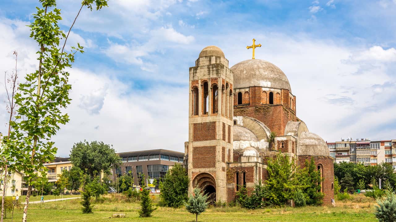 Vols pas chers depuis Malaga vers Pristina à partir de CA$133