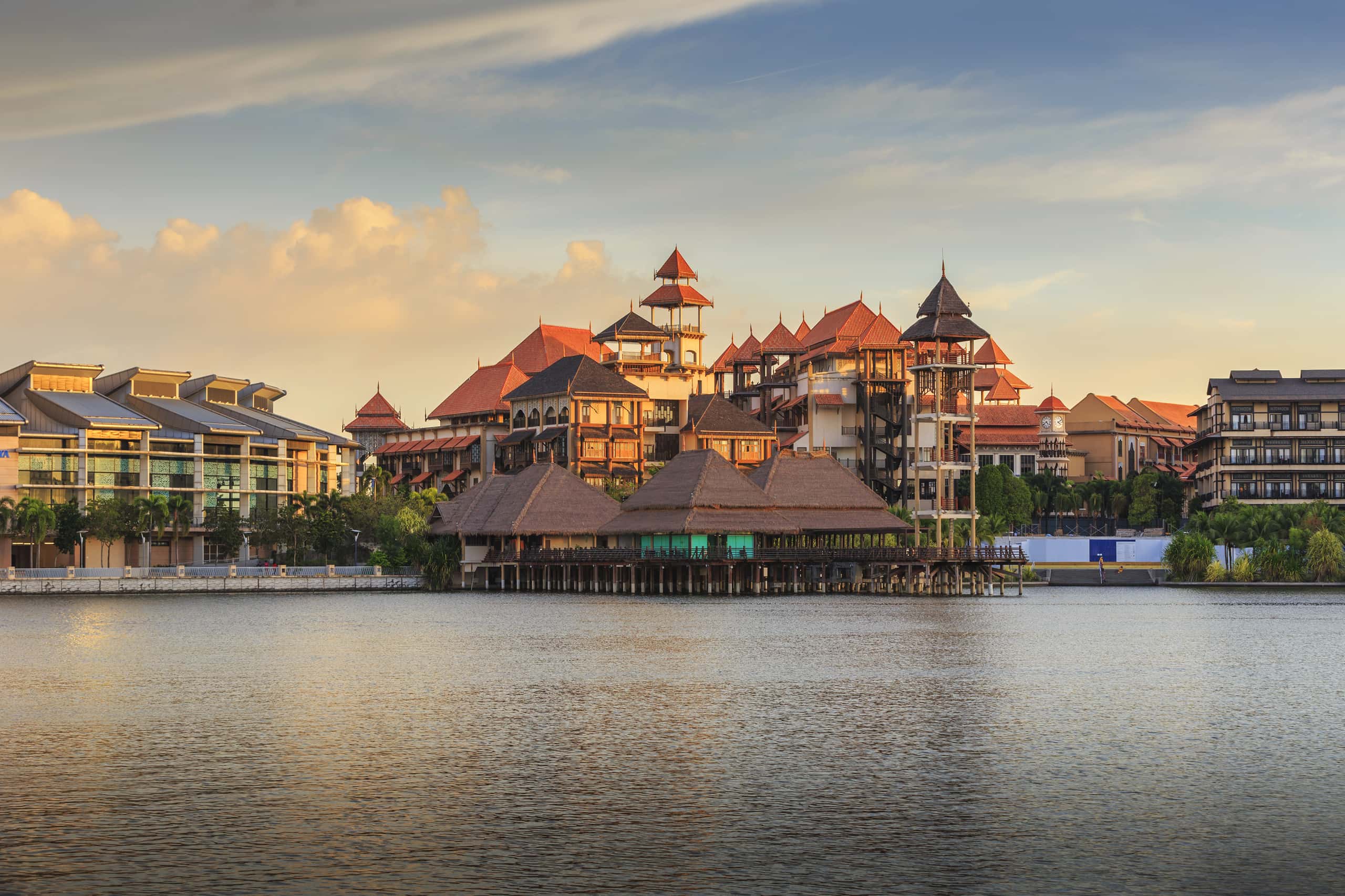 Cheap flights from Madrid to Pullman from £369