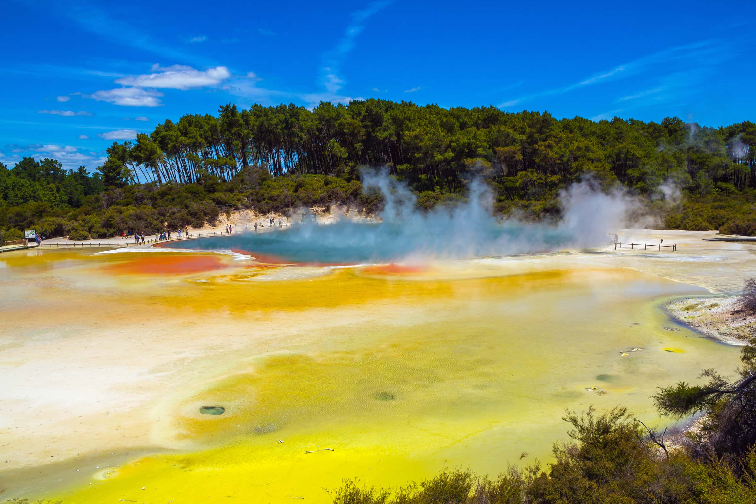 Cheap flights from Abuja to Rotorua from £1,107
