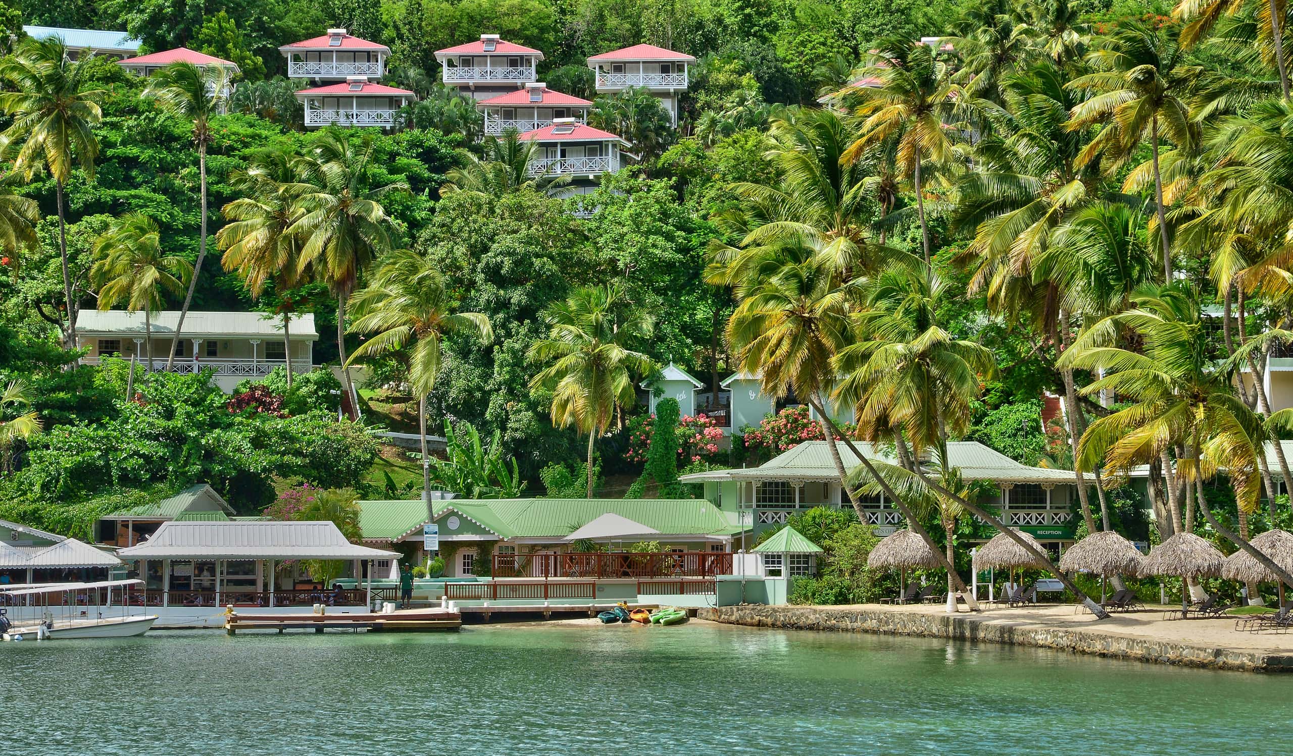 Vuelos baratos de Acapulco a Santa Lucía a partir de 342 €