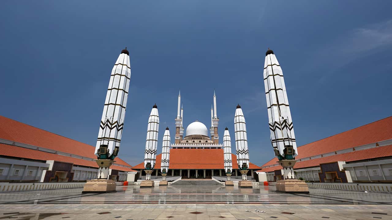 Cheap flights from Atlanta to Semarang from £447