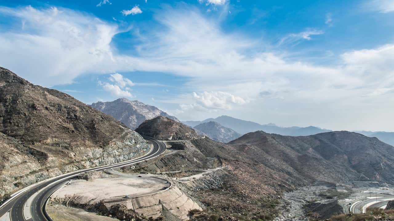 Cheap flights from Riyadh to Ta if from £42