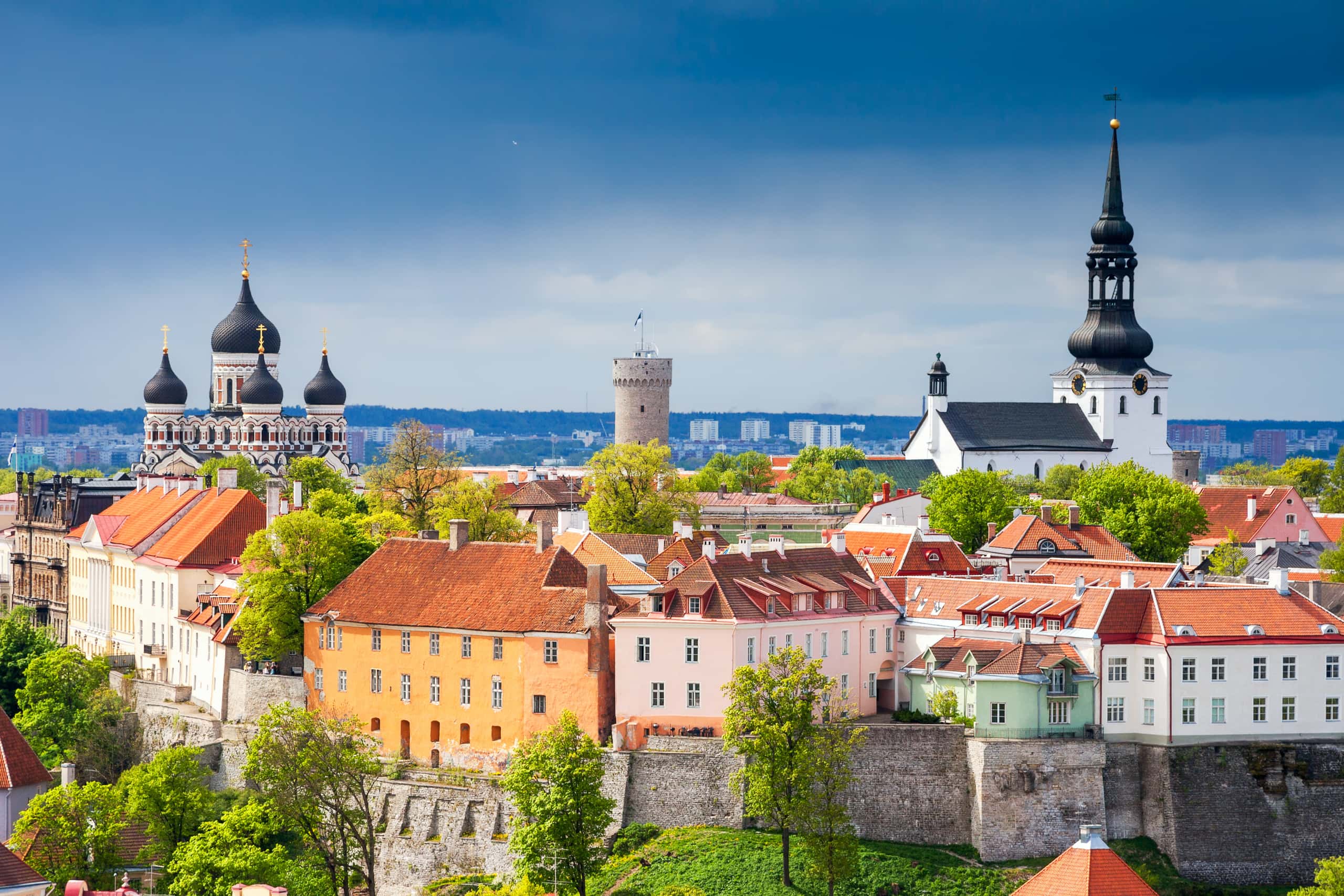 رحلات طيران رخيصة من هانوفر إلى تالين بأسعار تبدأ من 519 SR