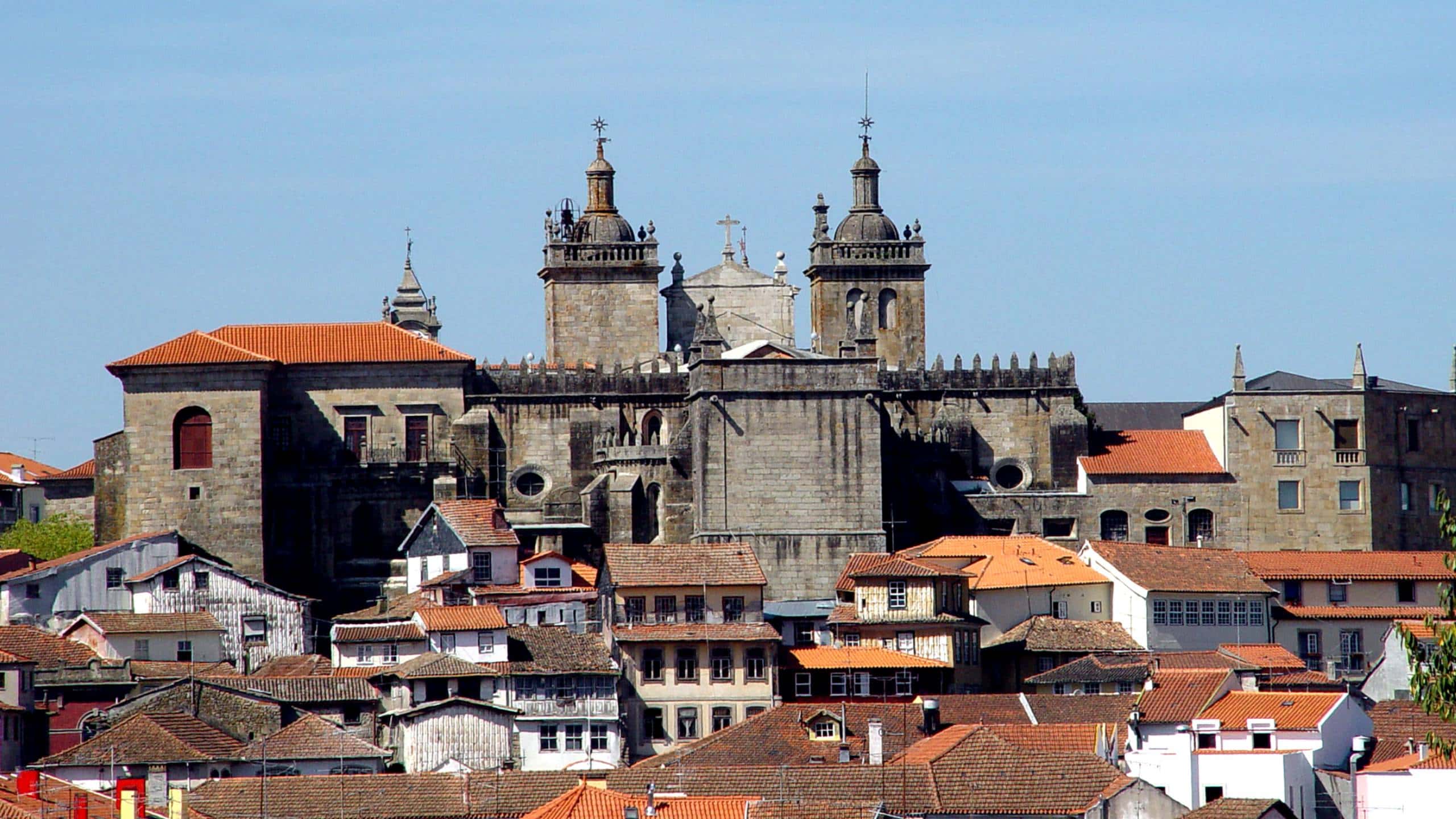 Voos baratos do Porto para Viseu a partir de 72 €