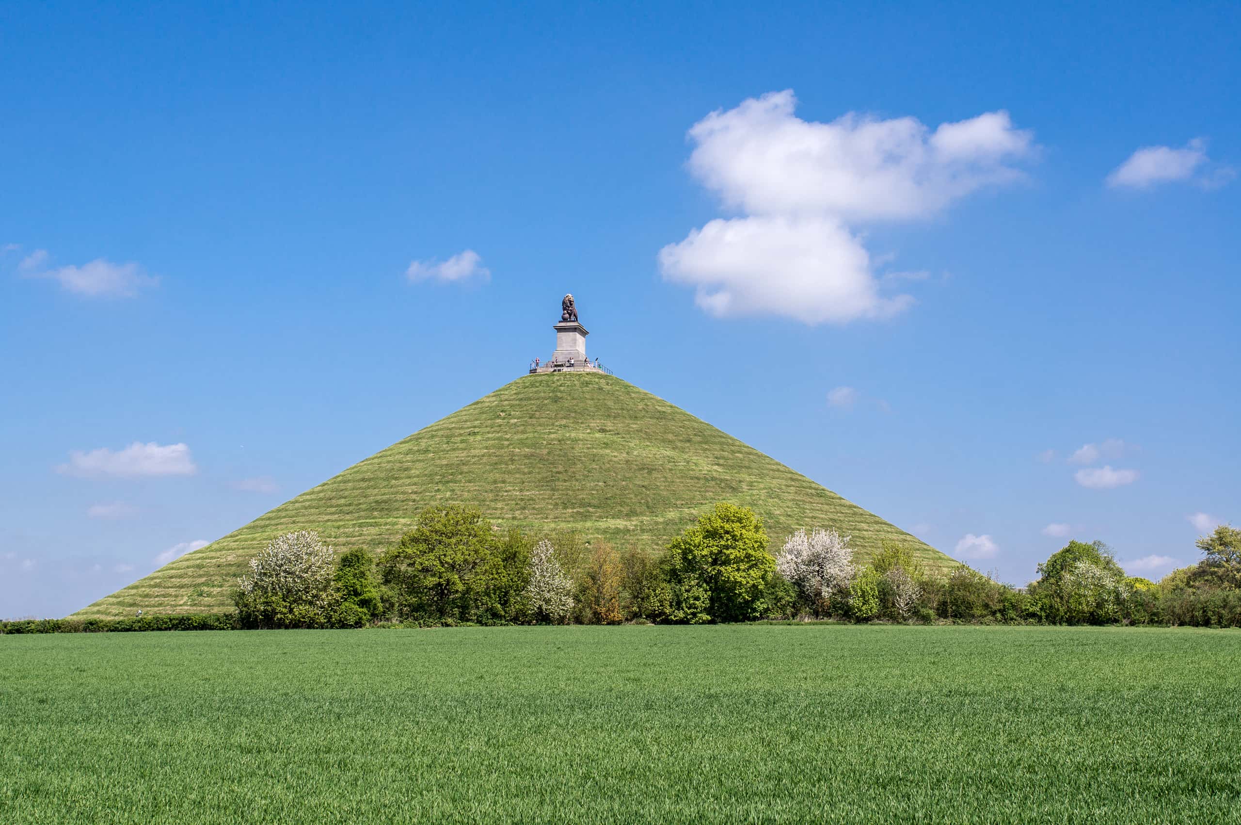 Cheap flights from Lagos to Waterloo from 