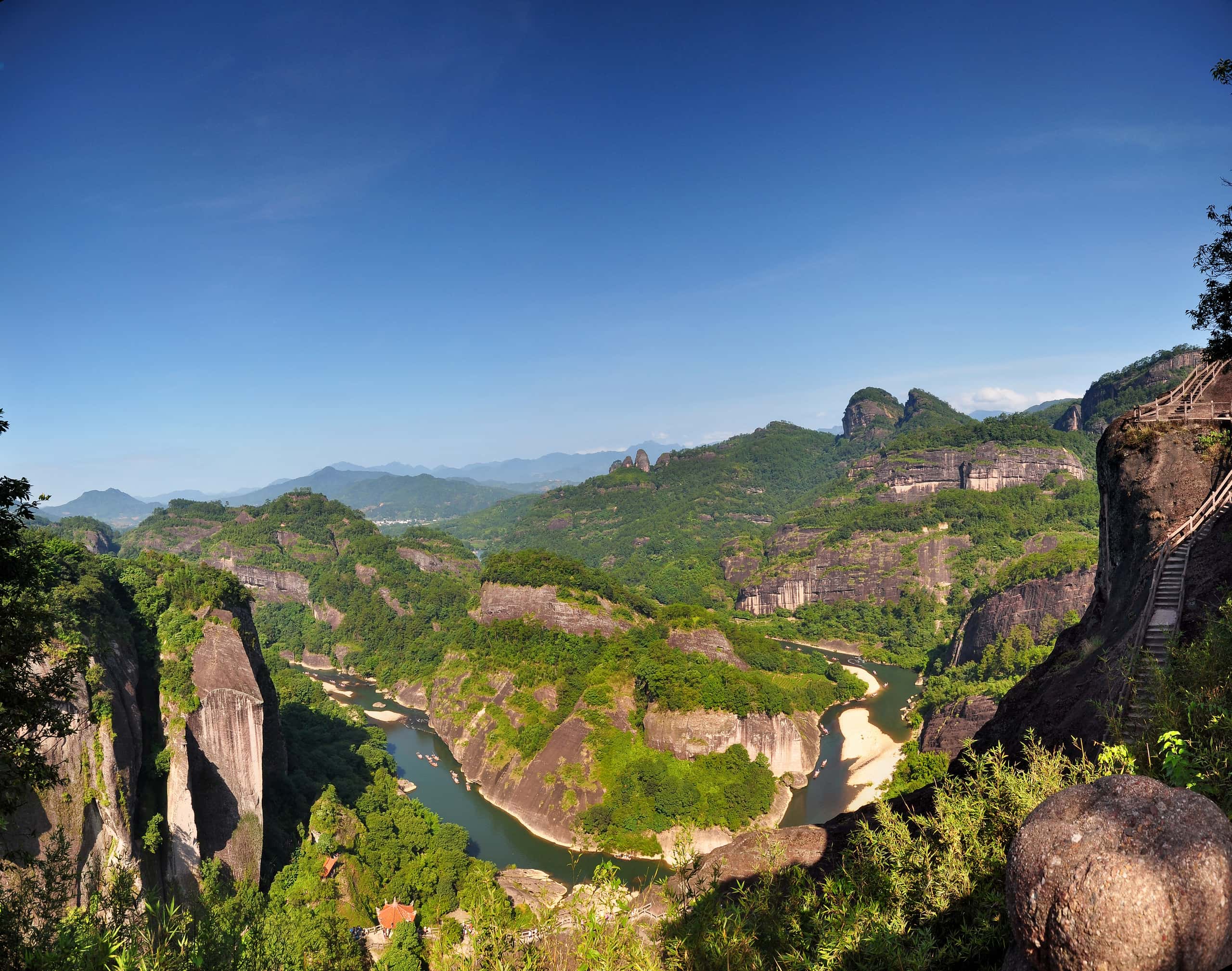 大阪発武夷山（福建省）行きの格安チケットが¥23,820～