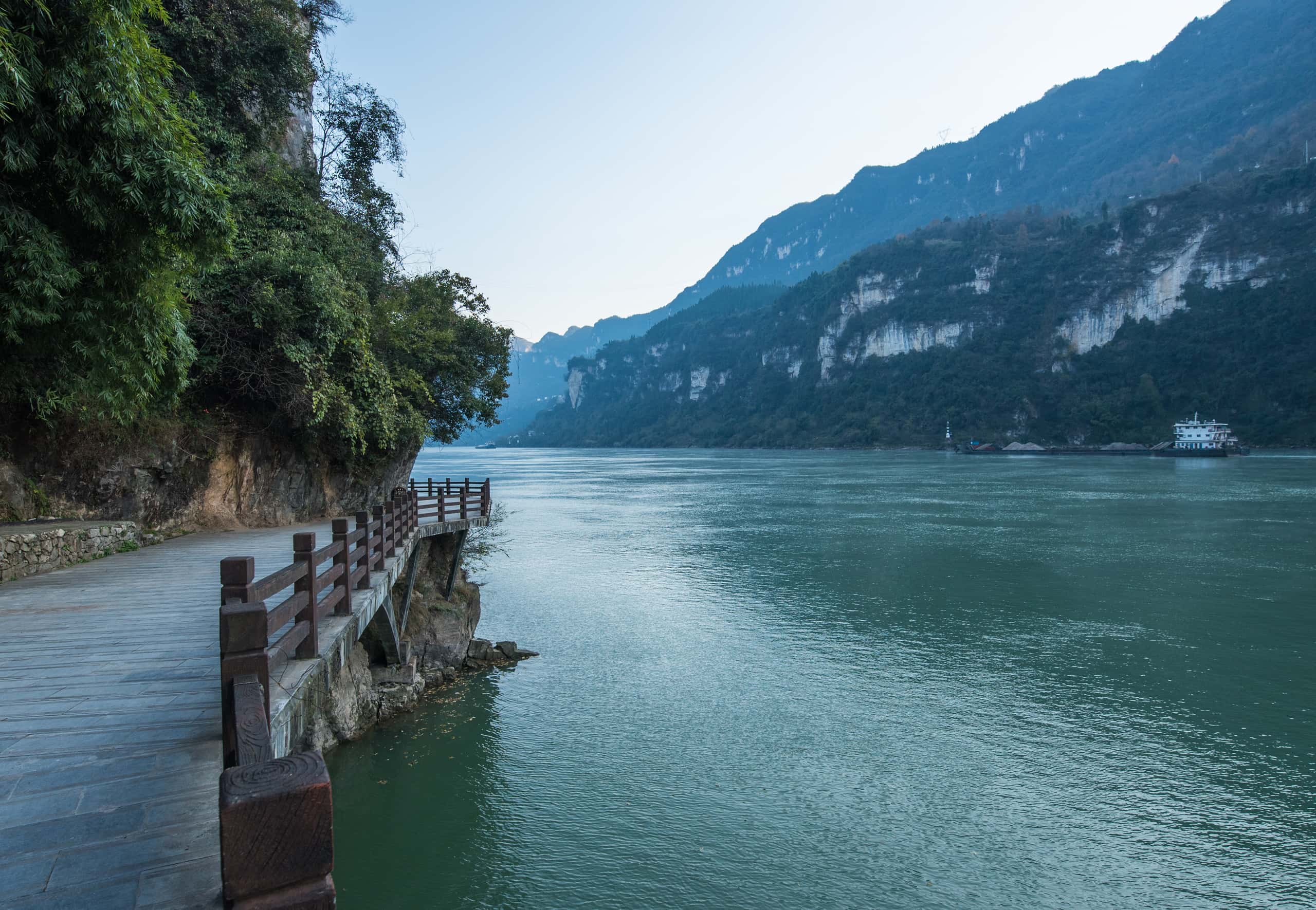 Cheap flights from Xi’an to Yichang from $353