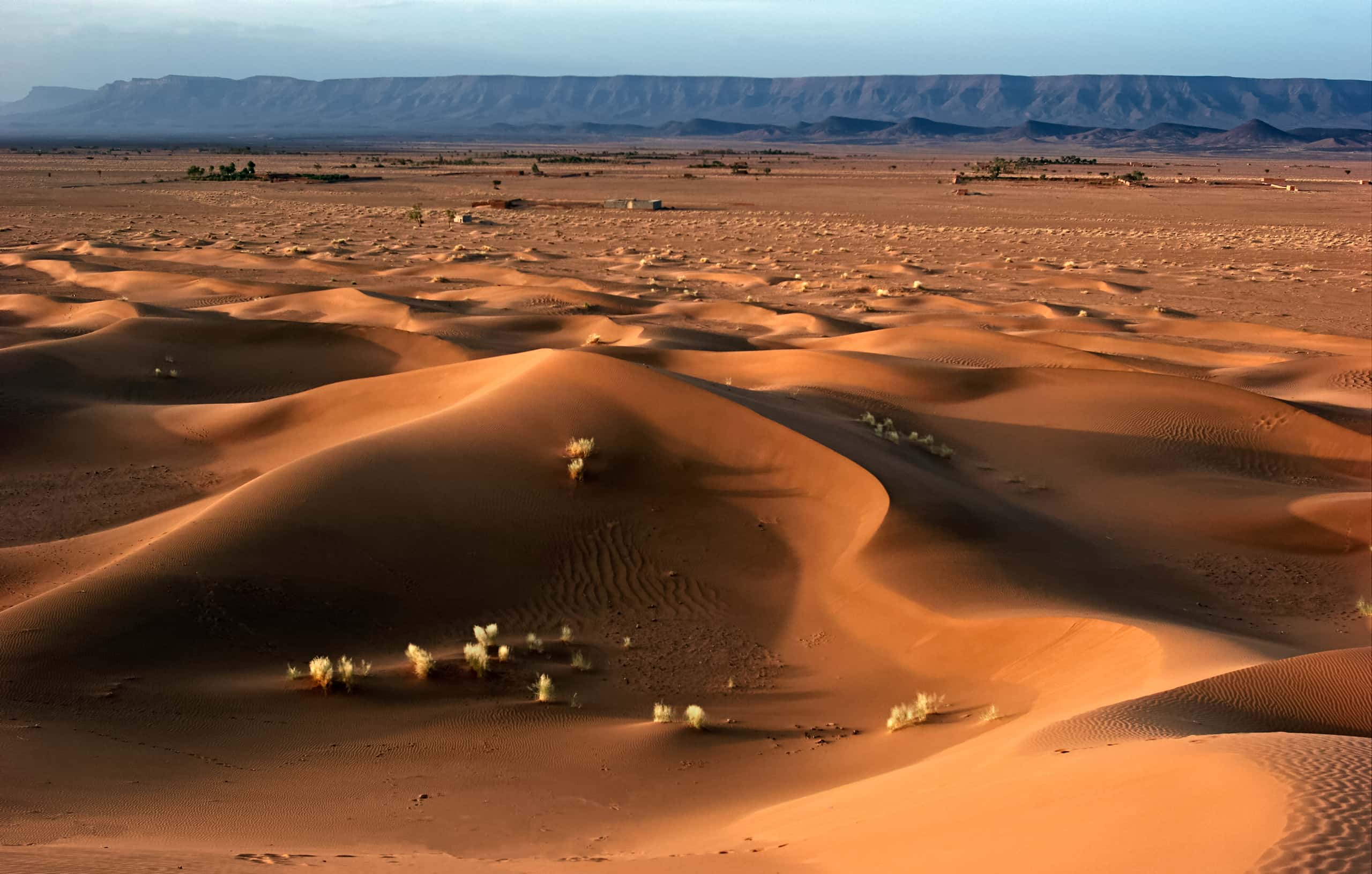 Voli economici da Milano a Zagora a partire da 143 €