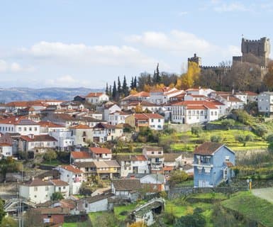  ,  - Bragança