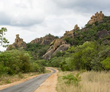 Joshua Mqabuko Nkomo國際機場