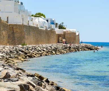 مطار النفيضة الحمامات الدولي