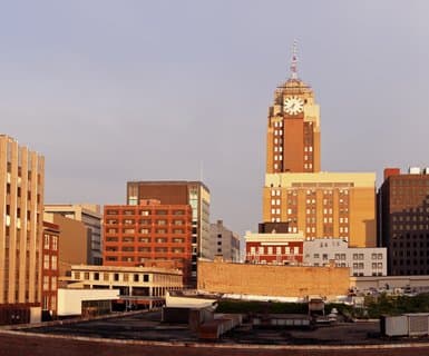 Aeroport Internacional de la Regió Capital