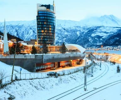 Harstad/Narvik Airport, Evenes