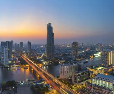 مطار لومبوك الدولي