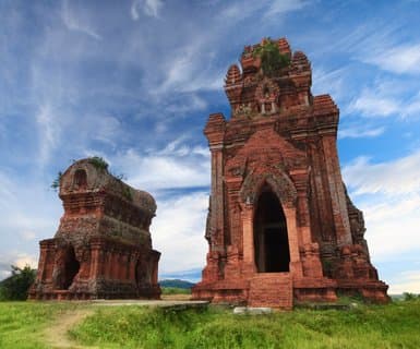 مطار فو كات