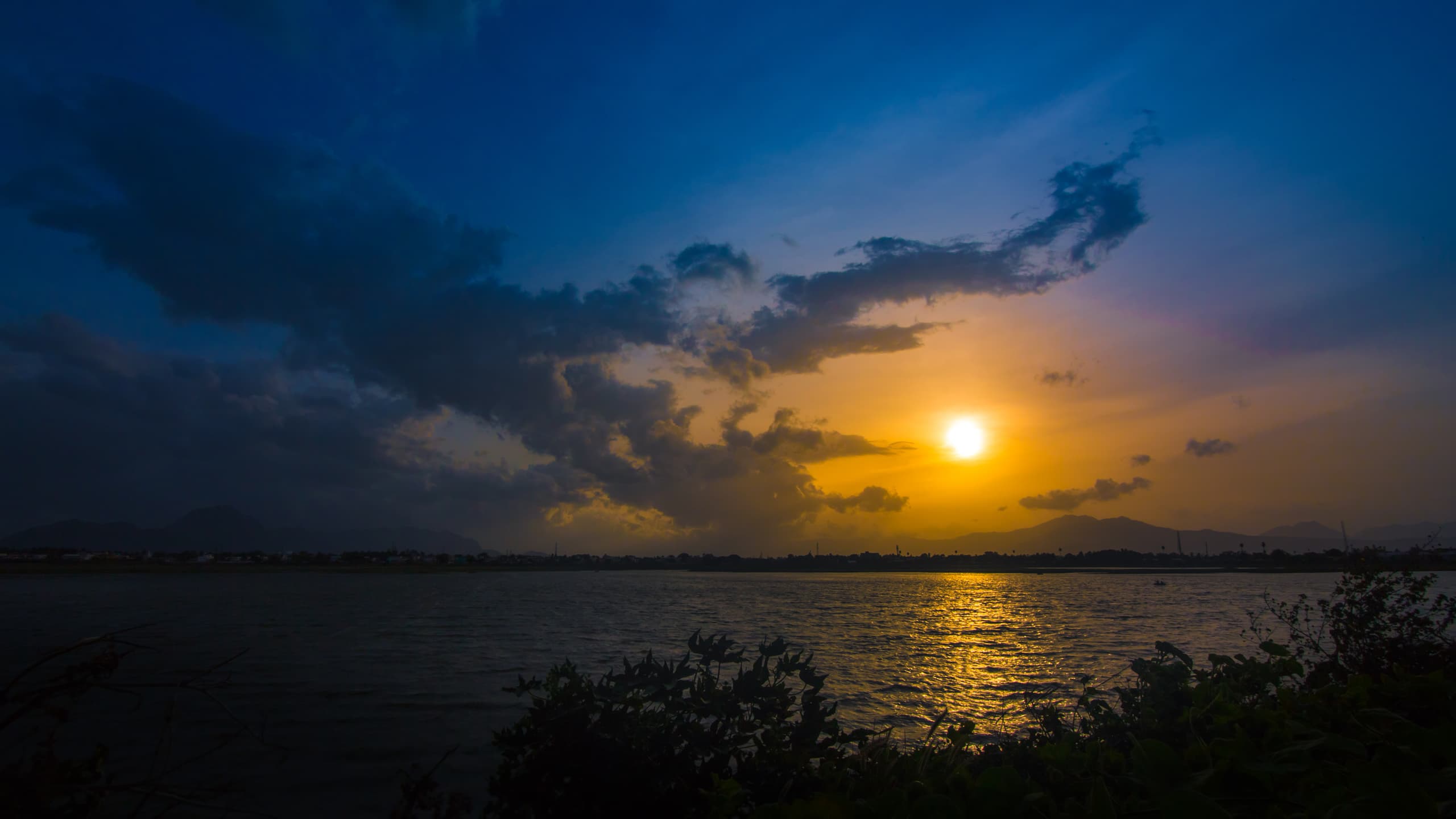 Евтини самолетни билети до Тамил Наду, Индия