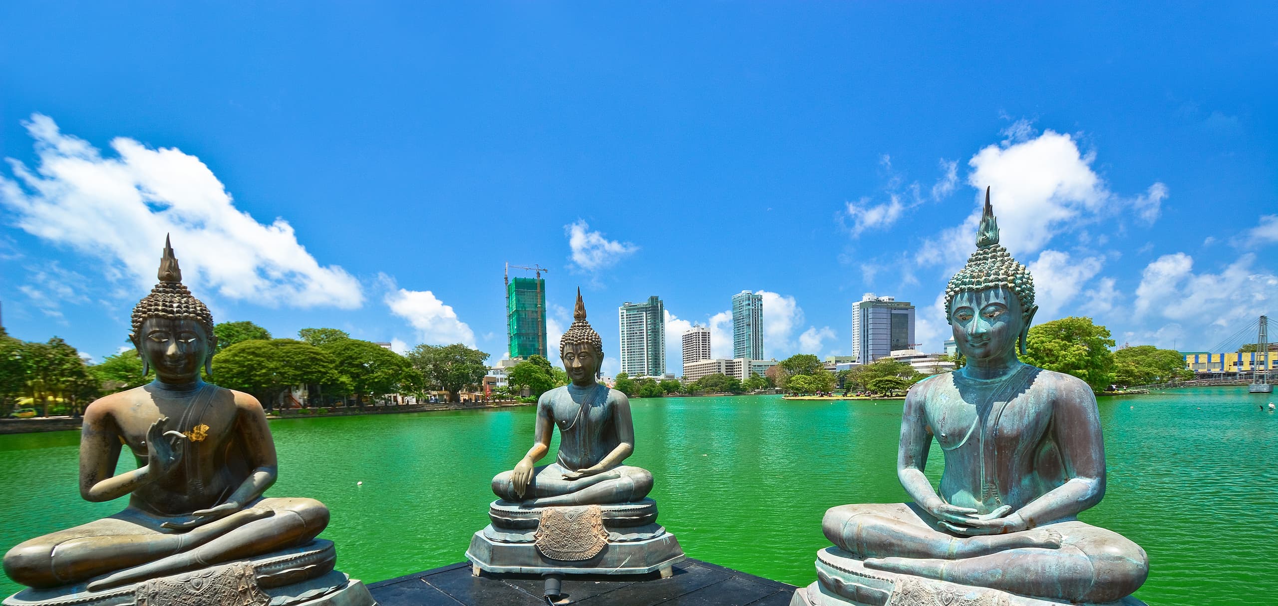 Penerbangan murah ke Asia Selatan