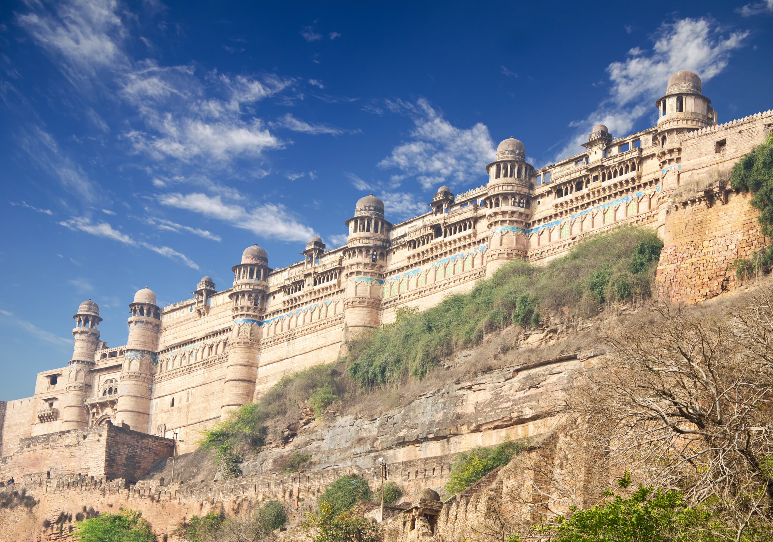 Lēti lidojumi uz Madhya Pradesh, Indija