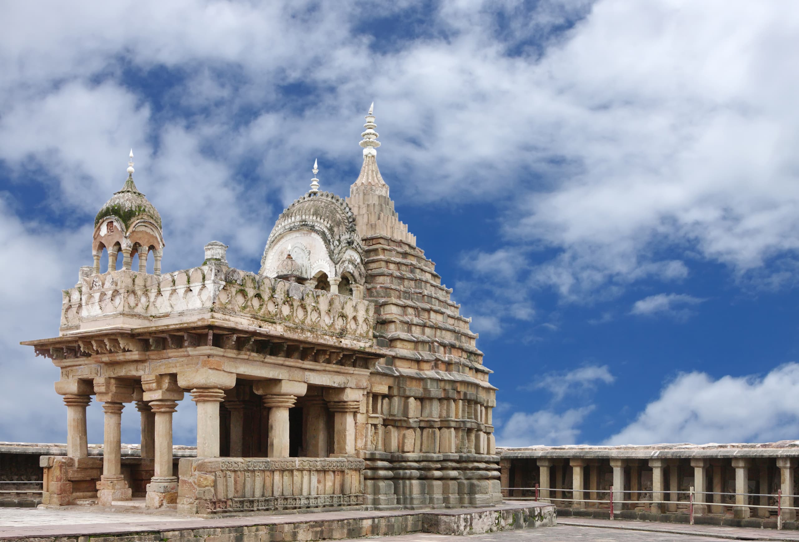 Billiga flyg till Madhya Pradesh, Indien