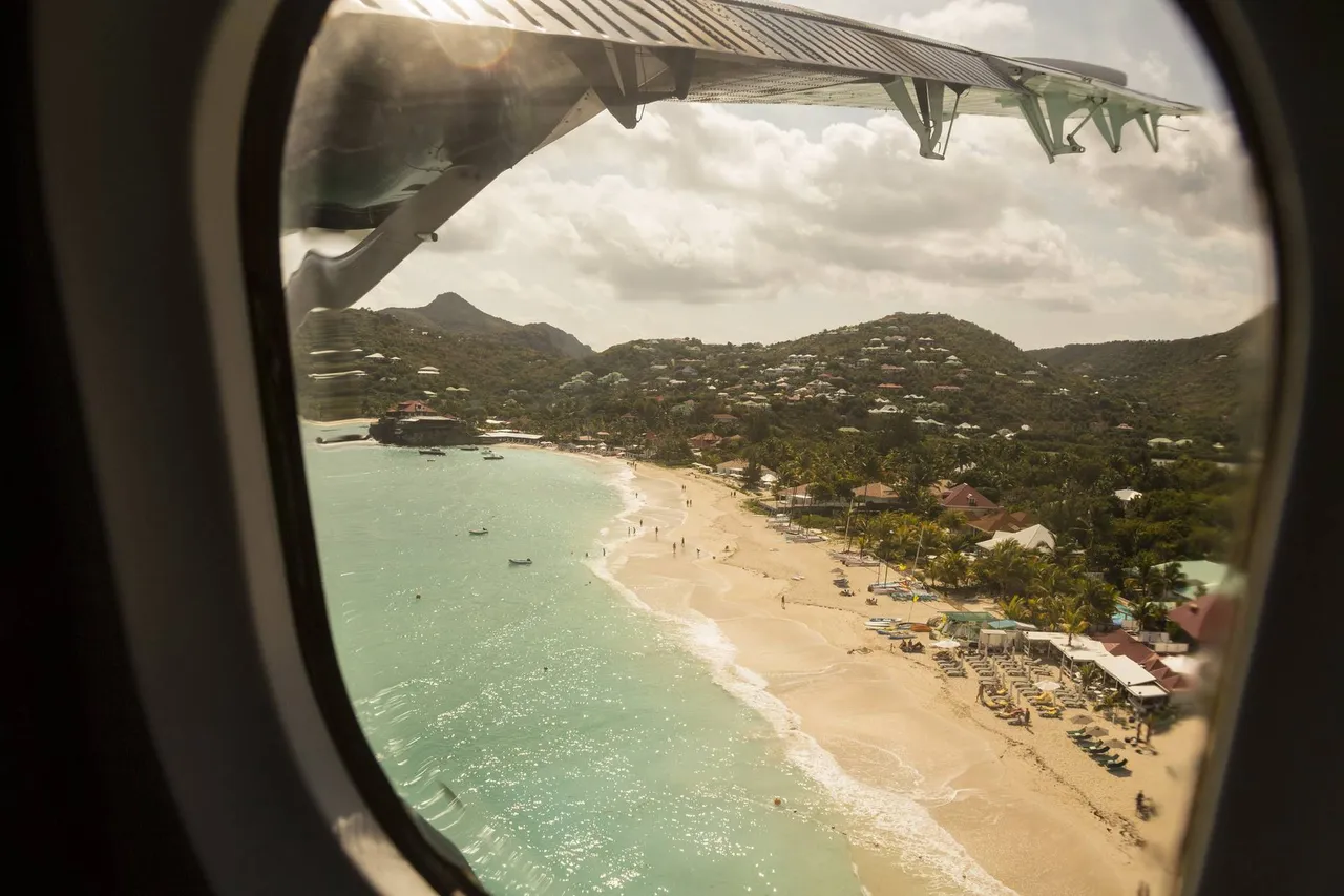 Flight over the Caribbean