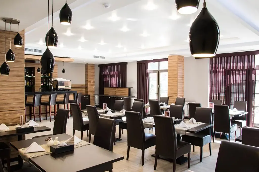 The bar and restaurant on the ground floor are perfect for a quick business lunch, or a long dinner and drinks — booking.com bishkek hotel solutel