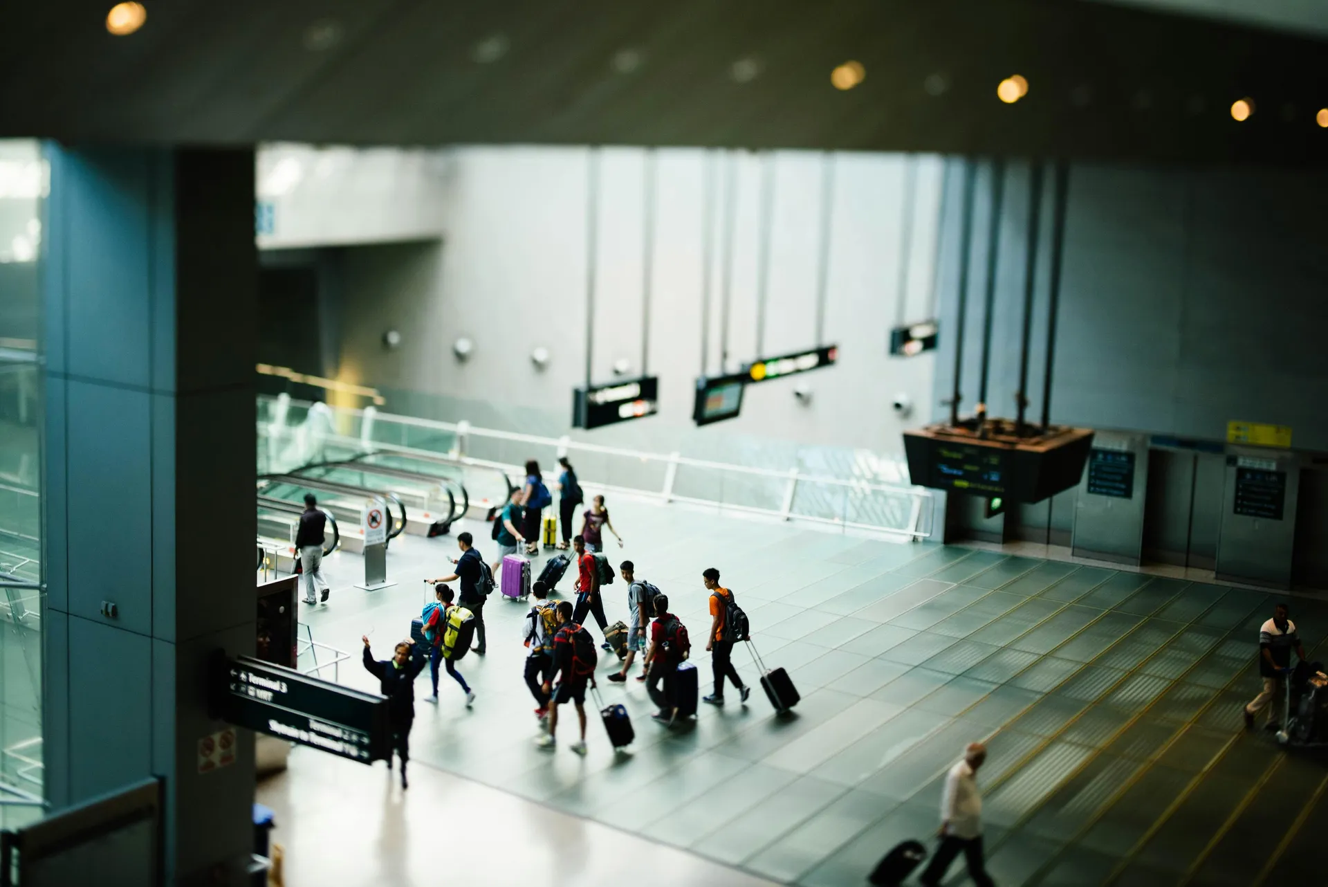 How to Navigate the Airport: A Simple Step-by-Step Guide