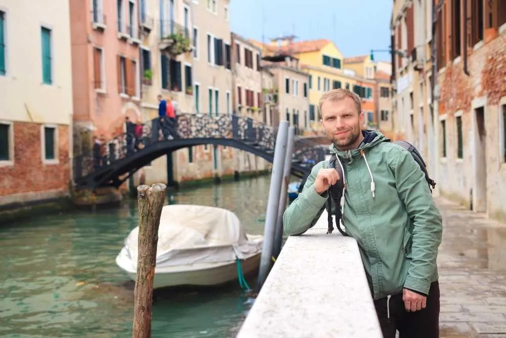 Make sure to wander every corner of Venice and you will find hidden passages and cute little corner streets