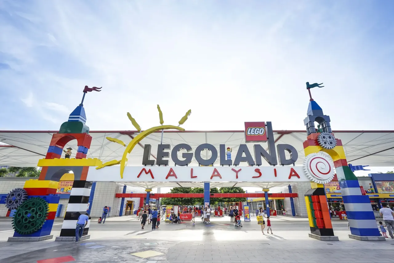 Legoland Malaysia offers beautifully recreated versions of the region’s most recognizable structures — Shutterstock Malaysia