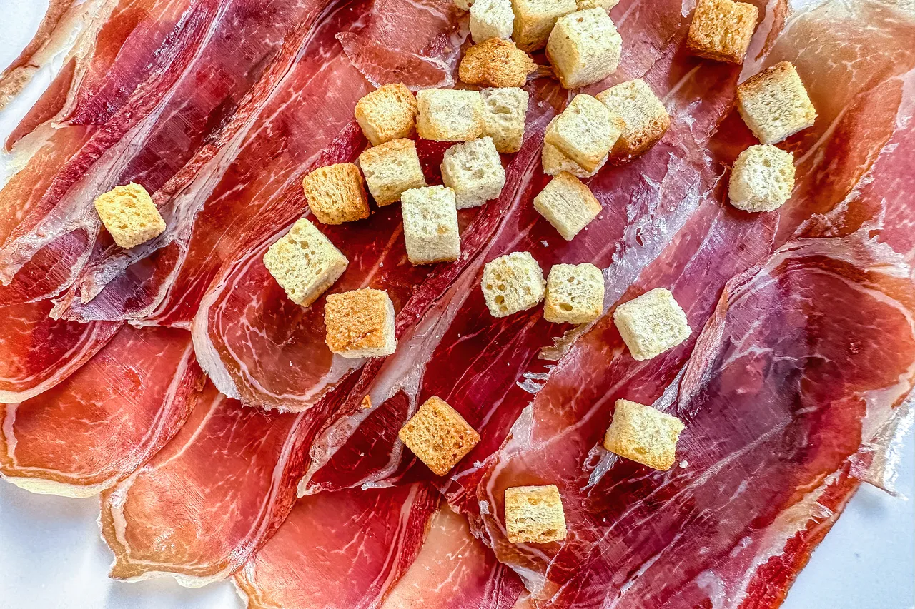 Tapas prosciutto în Spania