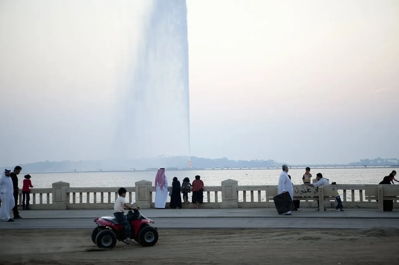 The iconic King Fahd Fountain shooting a powerful jet of water high into the sky