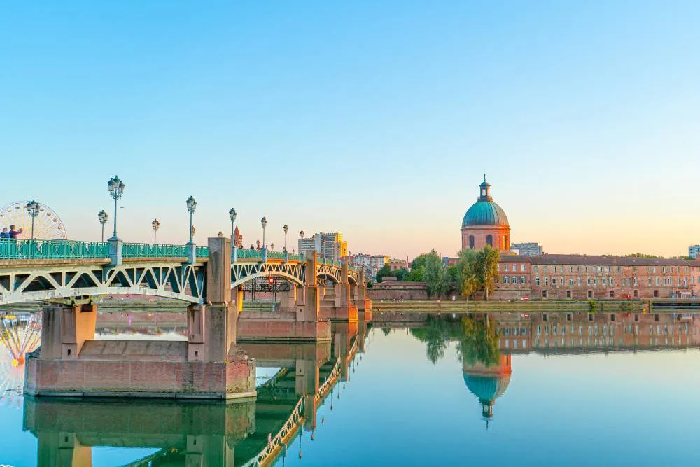 View over Garonne river toward Dome de la Grave in Toulouse — Getty Images