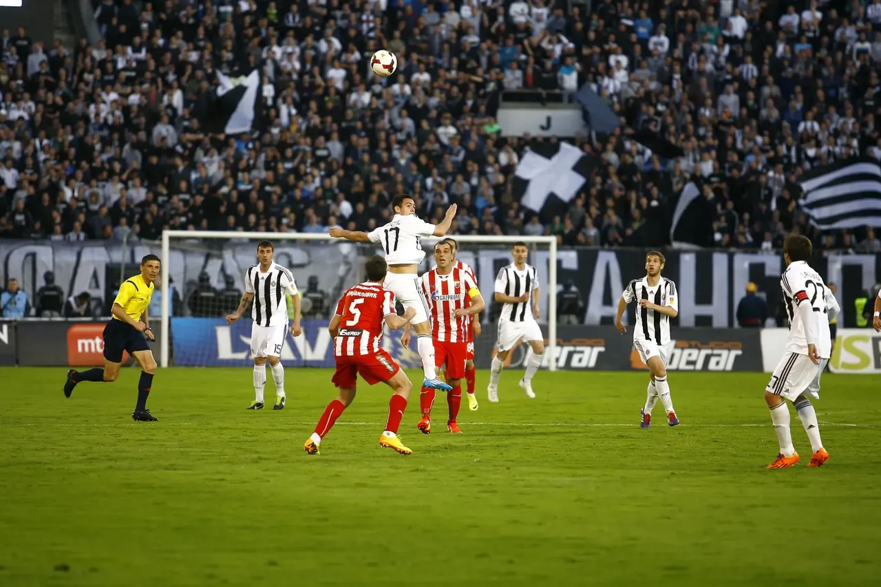 The teams’ stadiums are only about a kilometre from each other in Belgrade’s Autokomanda neighbourhood — Nebojsa Markovic / Shutterstock Suggested by you: 10 best cities for football derbies
