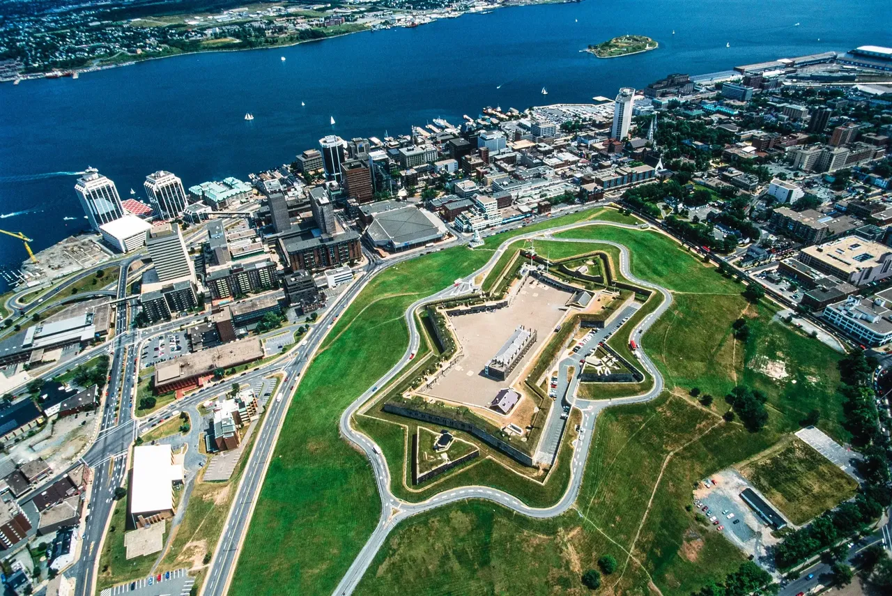 Many visitors have reported seeing a soldier in uniform patrolling the prison area, while others claim to have seen a man in a red cloak, and an old lady who only appears in mirrors — Shutterstock The 7 Most Haunted Places in the World
