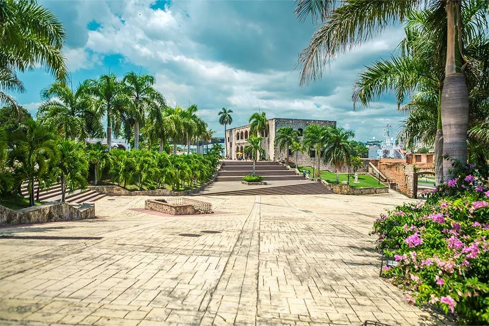 Plaza de España in Santo Domingo — Shutterstock
