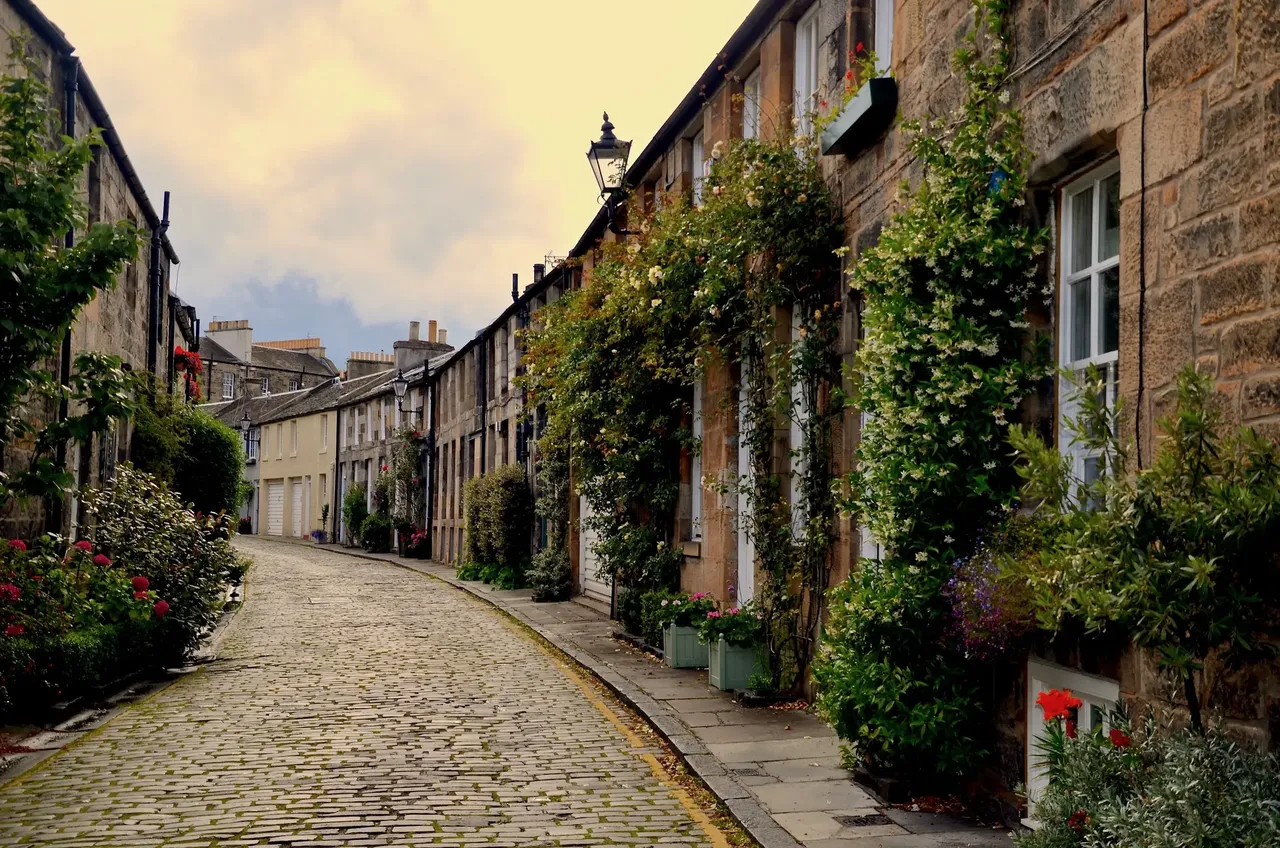 El barrio de Stockbridge es un maravilloso laberinto de calles empredadas en el que perderse — lou armor / Shutterstock 8 ciudades en las que realmente podrás tomarte un respiro