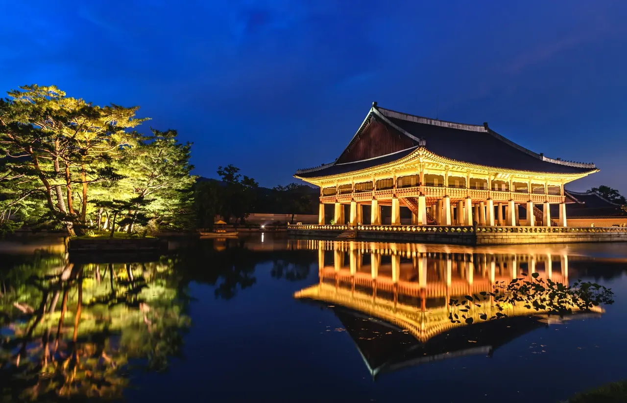 Gyeongbokgung Palace was built in 1395 and partially destroyed by the forces of imperial Japan – Shutterstock