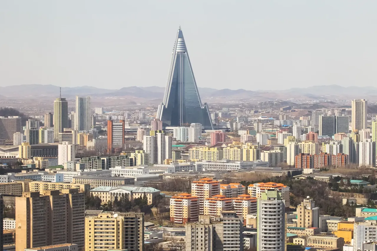 Whether North Koreans ever finish their monstrous construction remains a mystery - Viktoria Gaman / Shutterstock skyscrapers