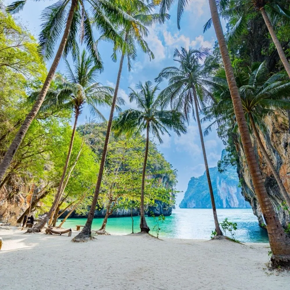 ¡Aventura tropical en Phuket por 586 €! Compra tu vuelo de ida y vuelta