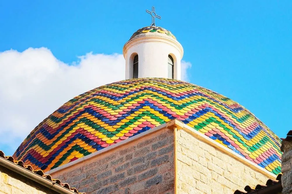 Roof of Church of San Paolo Apostolo in Olbia — Shutterstock