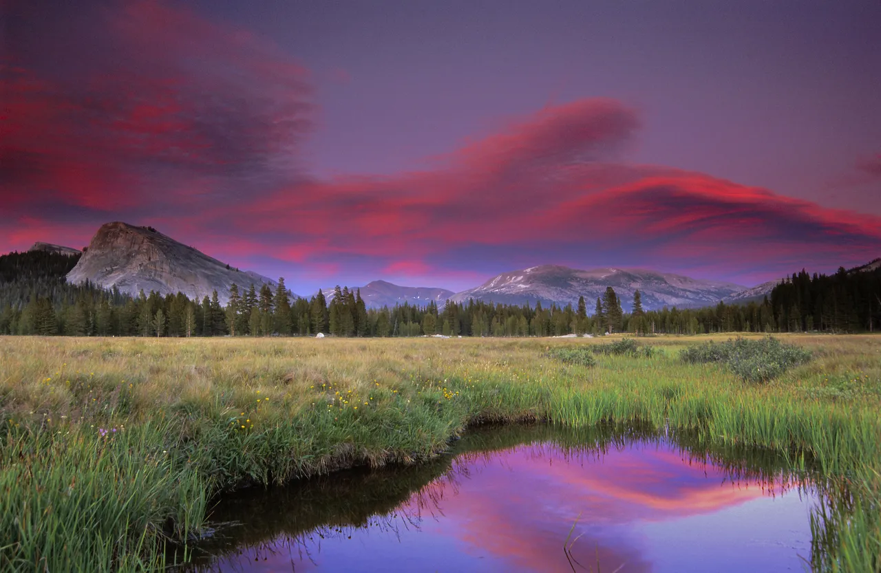 Puesta de sol en Parque Nacional Yosemite