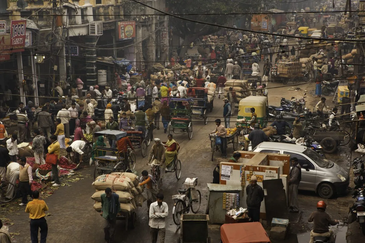 Daily activity in Old Delhi shows congestion, overpopulation and lifestyle