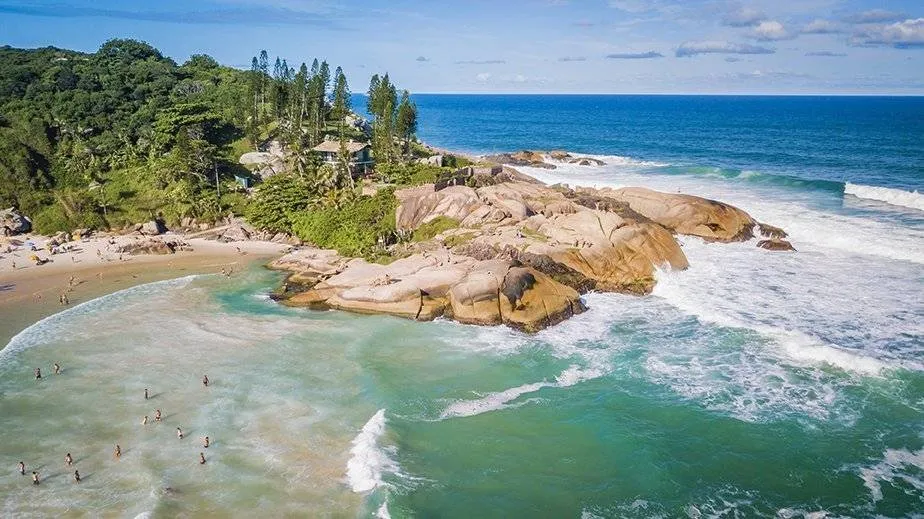 The area around Florianópolis prides itself with more than 60 beaches — Shutterstock