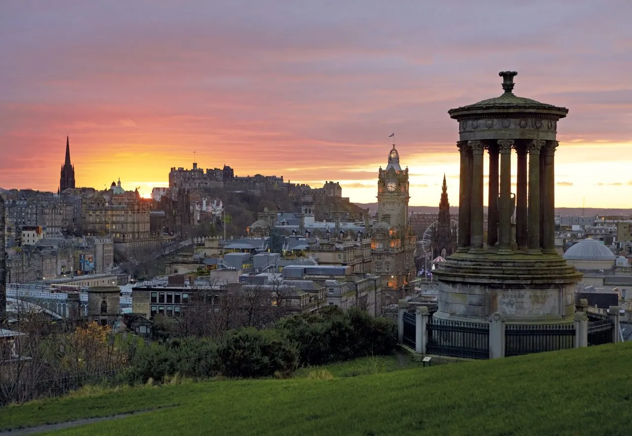 Edinburgh from ‘Arthur’s seat’ at sunset