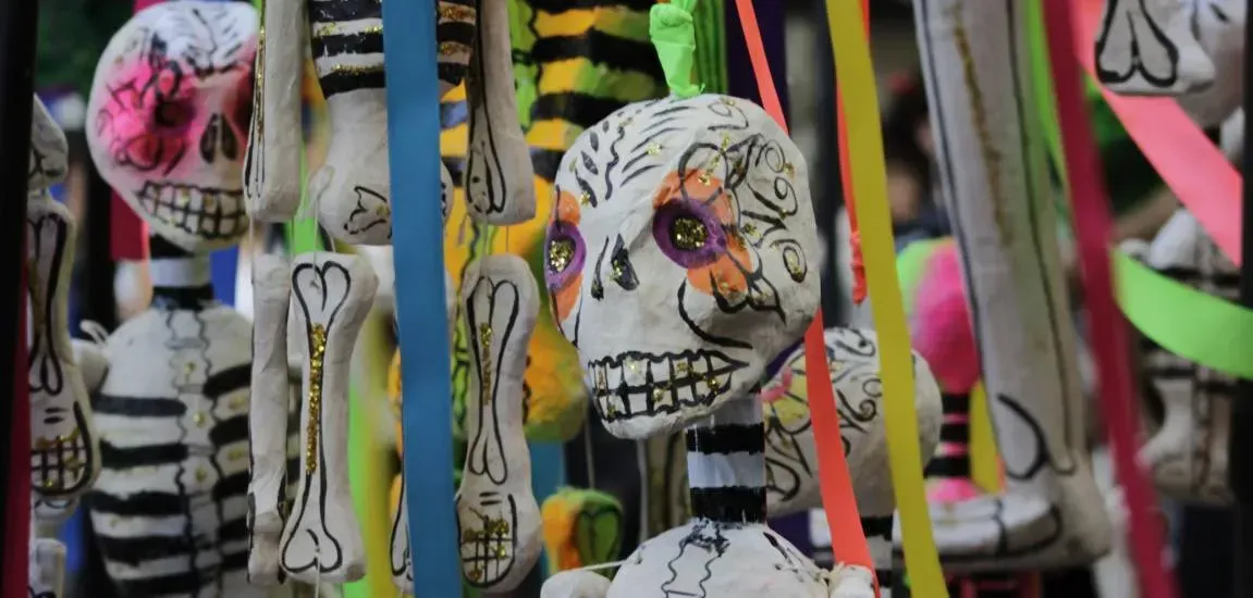 How does Mexico City celebrate the Day of the Dead?