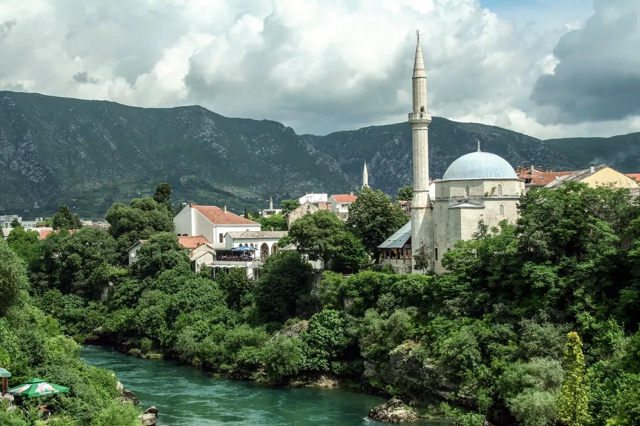 Built in 1557, Mosque of Karadjoz-Beg is one of the most iconic Islamic temples of Mostar — BalkansCat / Shutterstock