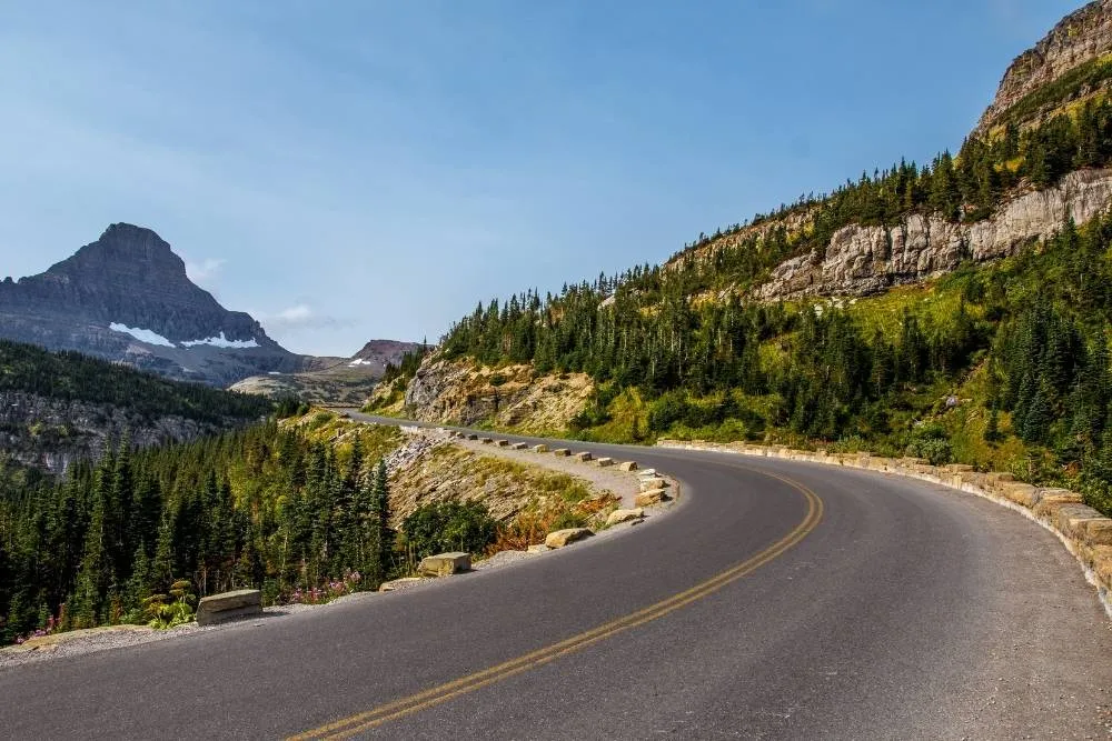 Going-to-the-Sun Road a Glacier Nemzeti Parkban - Shutterstock