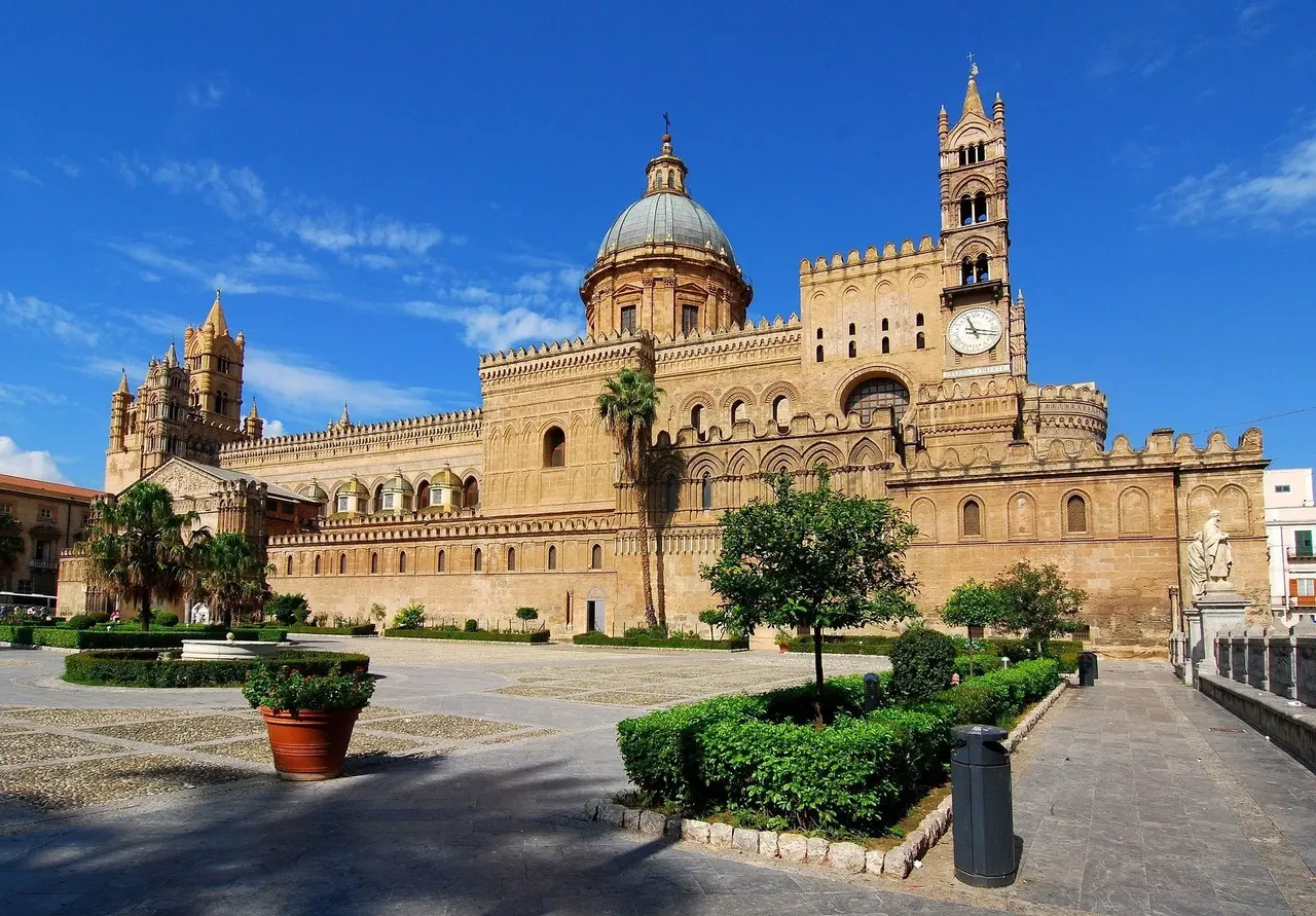 A lot of the buildings in the centre of the city date from as far back as the 9th century — Pixabay cool budget european Palermo Paphos